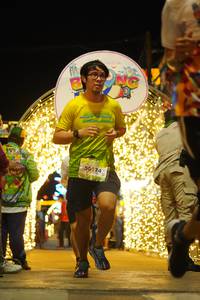 BIB: 5074
                            <button type="button" onclick="openModal(21832226)" class="btn btn-primary btn-sm float-right btn-popup" data-toggle="modal" data-target=".modal-high-quality">
                        <i class="fas fa-shopping-cart"></i> Add to Cart
                    </button>
                                            <button type="button" onclick="isThisMe(21832226, true)" class="btn btn-success btn-sm float-right btn-popup btn-isme hidden" data-toggle="tooltip" data-placement="bottom" title="นี่คือรูปของคุณใช่ไหม คลิกที่นี่เพื่อเอาเข้าอัลบั้ม">
                        <i class="fas fa-plus"></i> Add to album
                    </button>
                    <button type="button" onclick="isThisMe(21832226, false)" class="btn btn-warning btn-sm float-right btn-popup btn-isnotme hidden">
                        <i class="fas fa-ban"></i> Remove from album
                    </button>